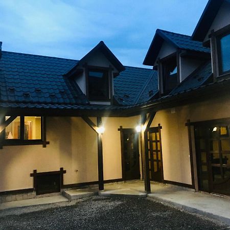 Vas.Vom Aparthotel Manyava Bagian luar foto